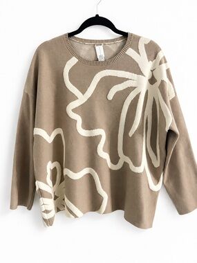 Wynne Layers Beige Taupe Cream Floral Abstract Oversized Pullover Knit Sweater L
